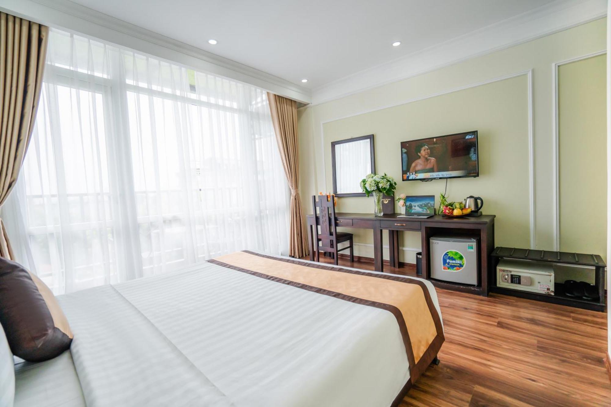 Ha Noi Lake View Hotel & Travel Ханой Екстер'єр фото