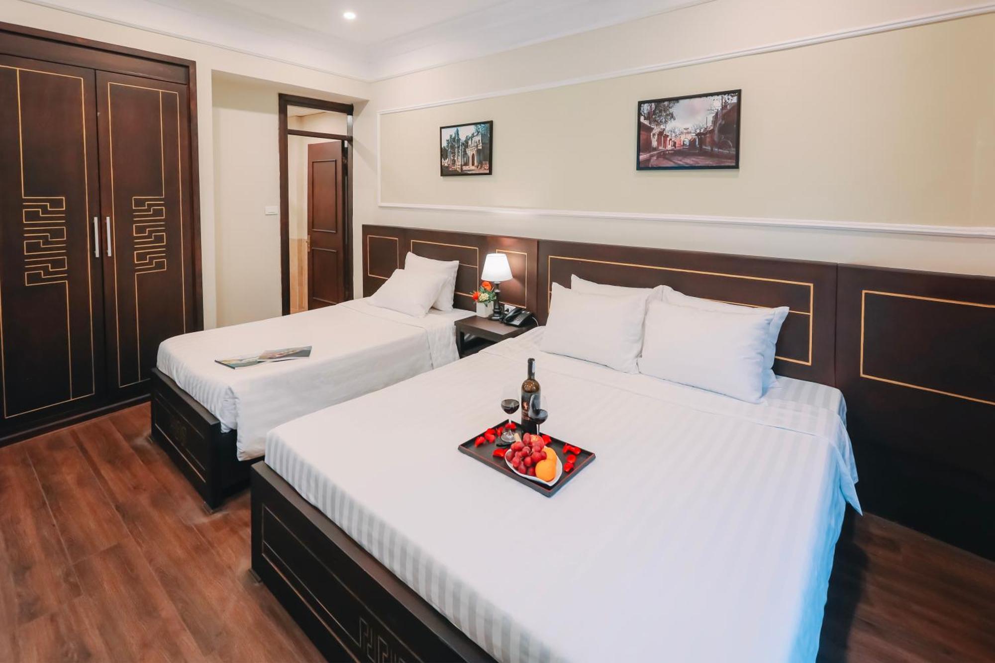 Ha Noi Lake View Hotel & Travel Ханой Екстер'єр фото