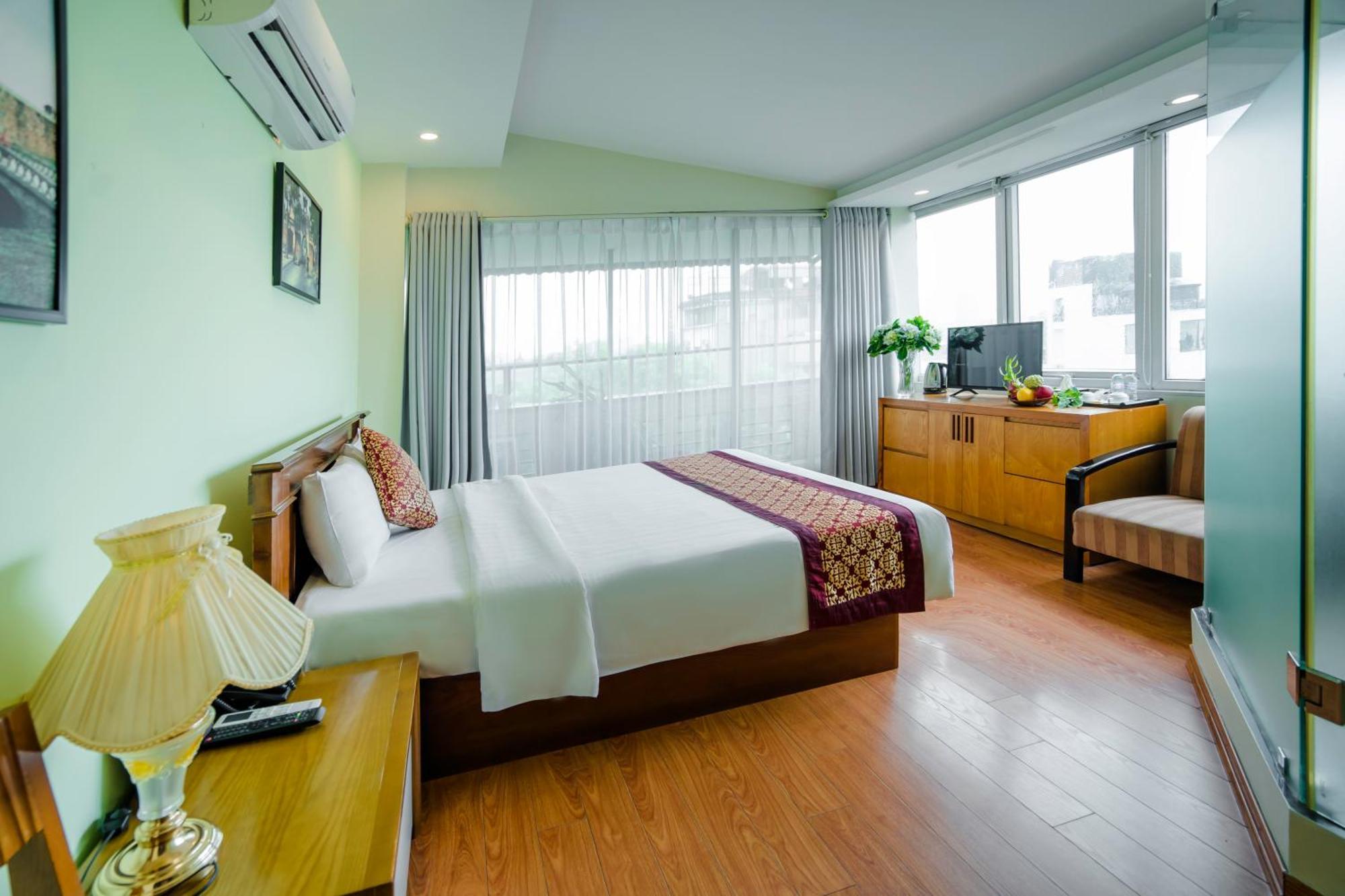 Ha Noi Lake View Hotel & Travel Ханой Екстер'єр фото