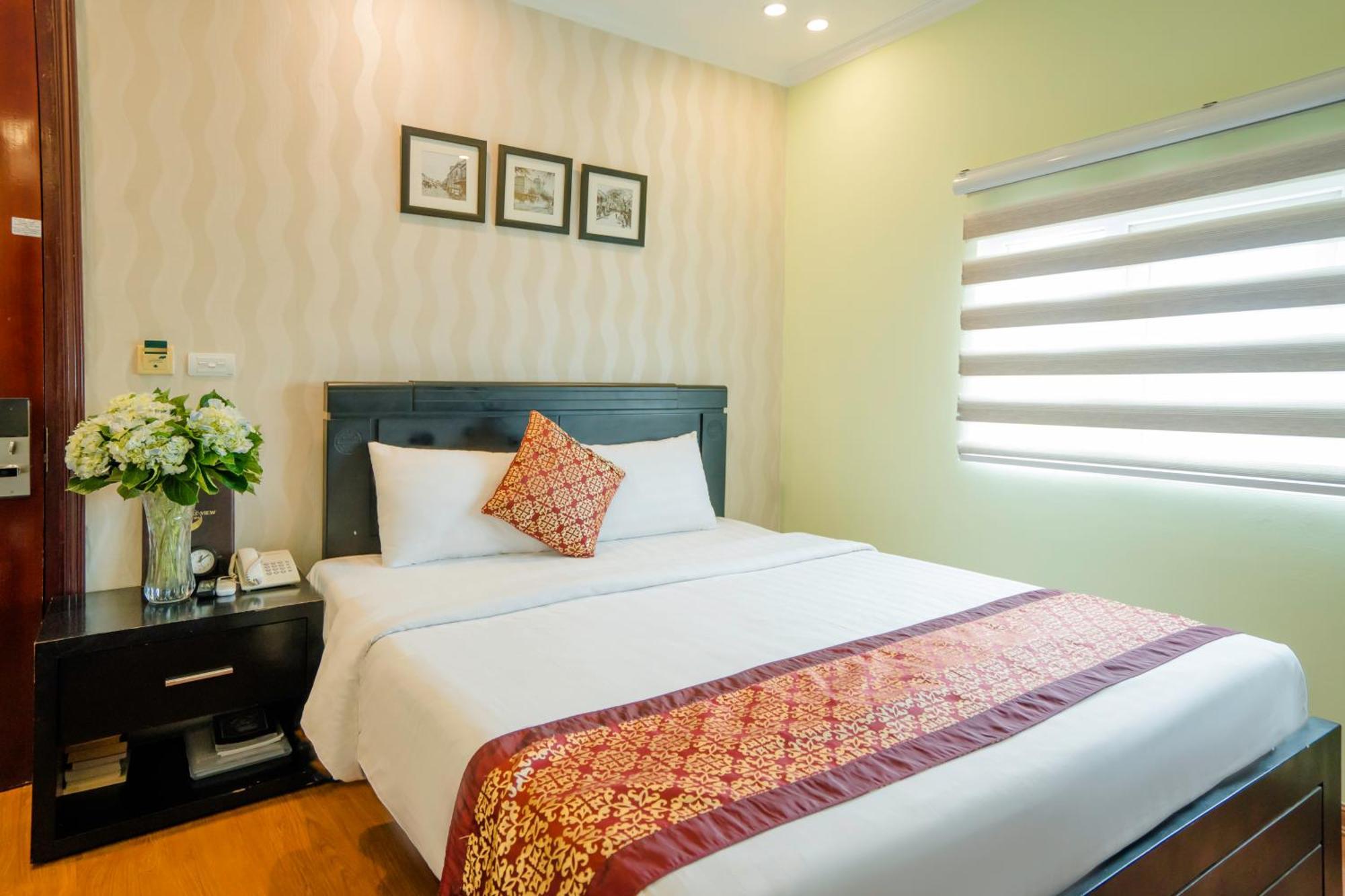 Ha Noi Lake View Hotel & Travel Ханой Екстер'єр фото