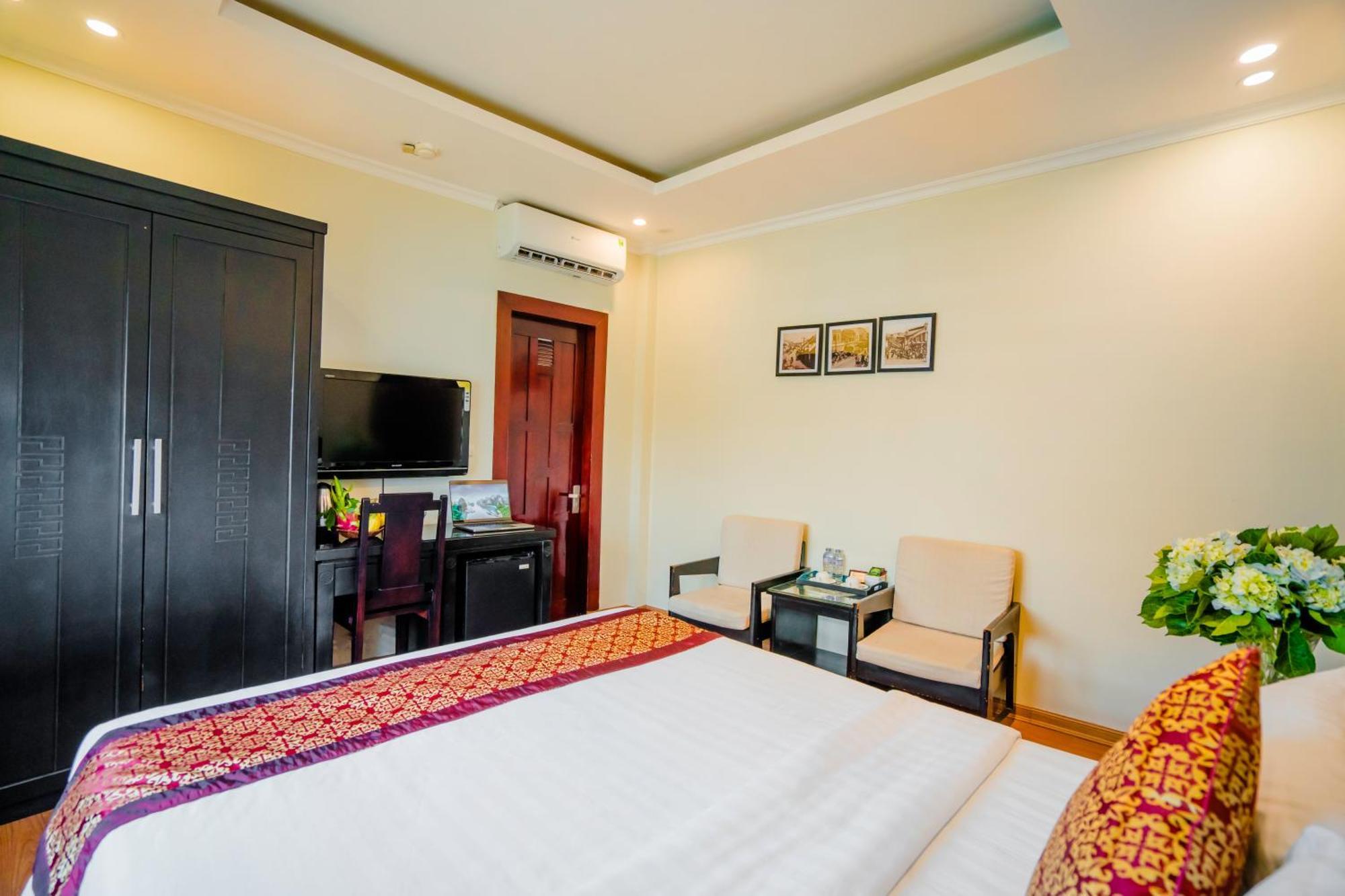 Ha Noi Lake View Hotel & Travel Ханой Екстер'єр фото
