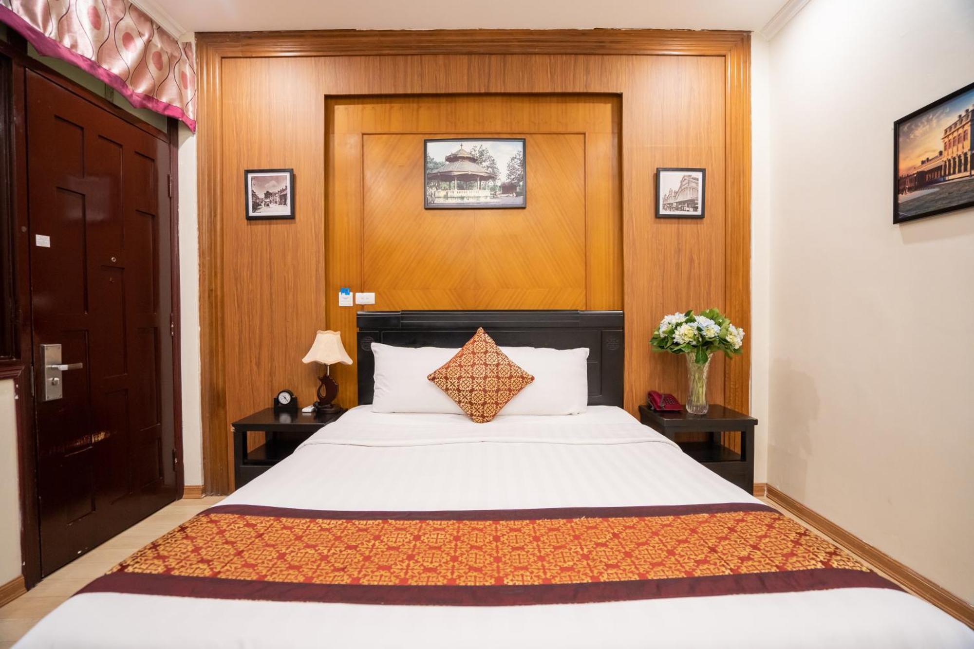 Ha Noi Lake View Hotel & Travel Ханой Екстер'єр фото